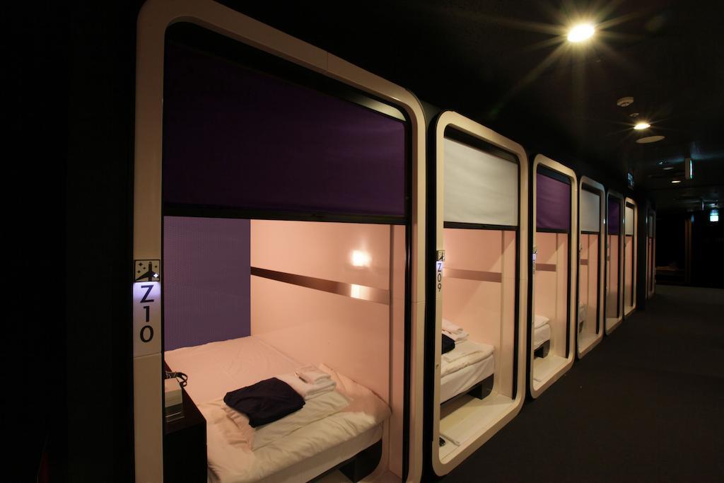First Cabin Hakata Fukuoka  Zimmer foto